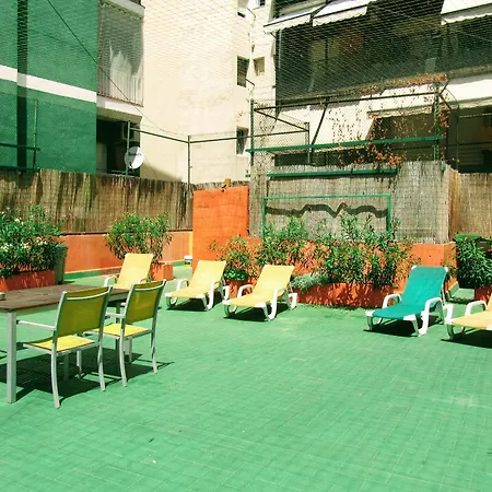 Onefam Les Corts Barcelona