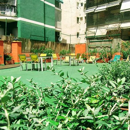 Hostal Onefam Les Corts