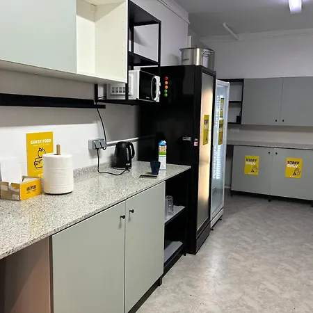 Hostal Onefam Les Corts Barcelona