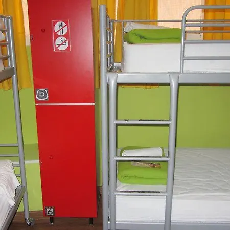 Hostal Onefam Les Corts *