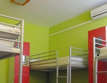 Hostal Onefam Les Corts Barcelona