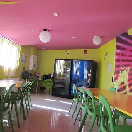 Onefam Les Corts Hostal *