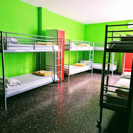 Onefam Les Corts Barcelona