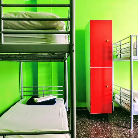 Hostal Onefam Les Corts *